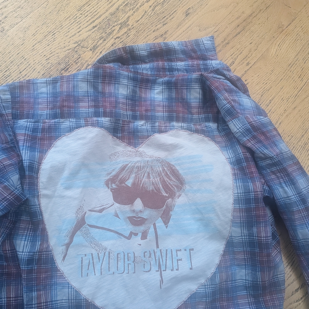 UPCYCLED Taylor Swift Blue Plaid FLANNEL Button Down Shirt FALL MEDIUM MED M